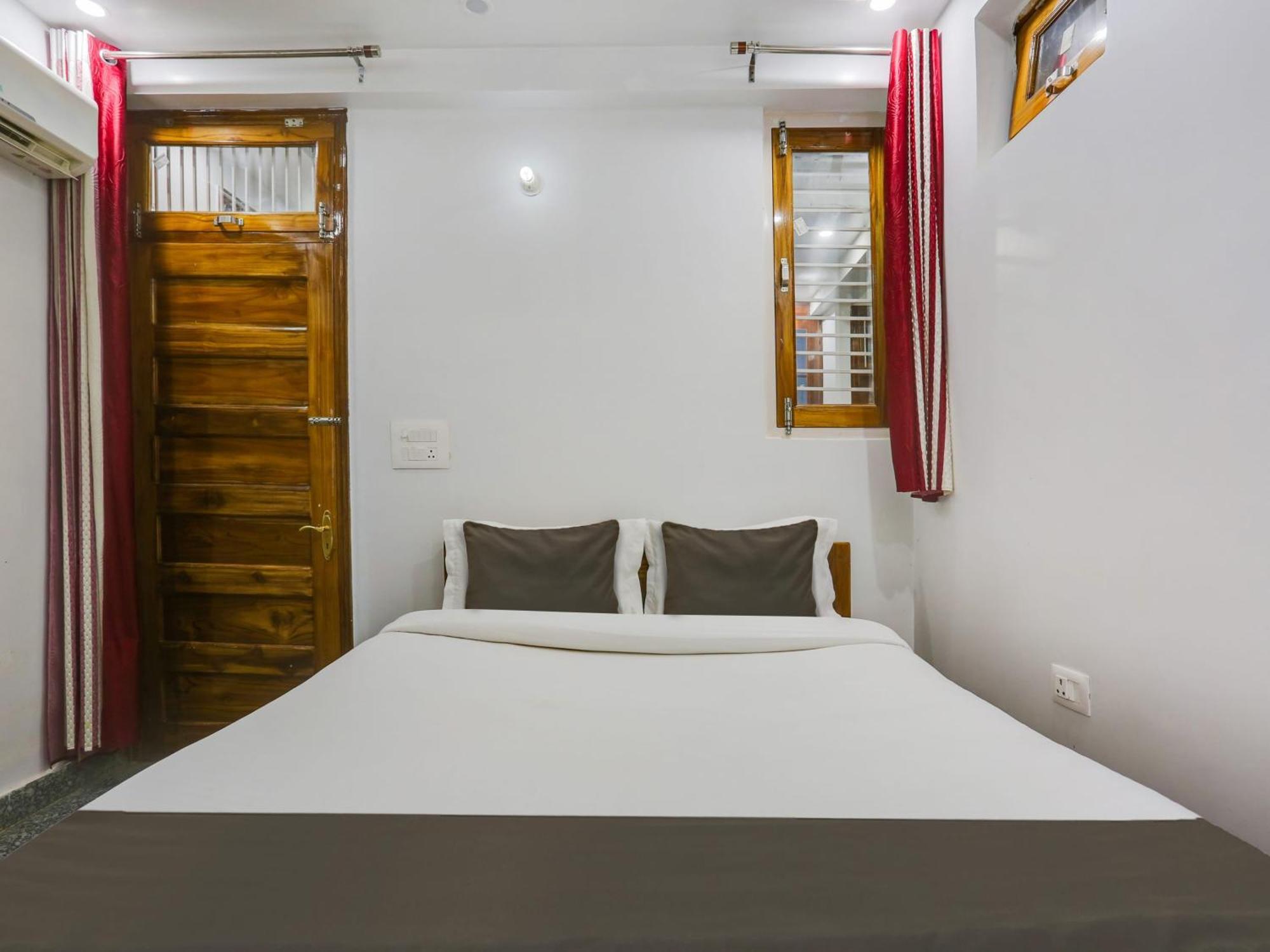 Collection O Sagar Inn Gurgaon Bagian luar foto